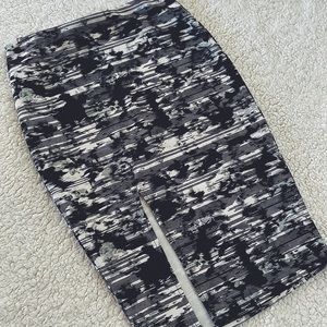 Pattern Midi Skirt🖤